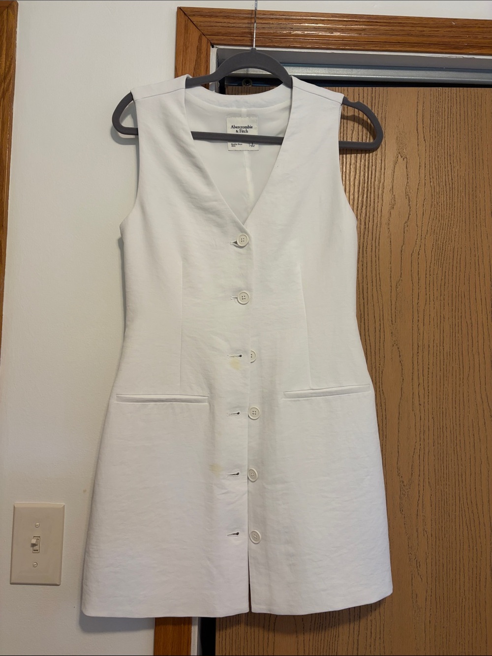 Abercrombie & Fitch White Sleeveless Button-Down Dress